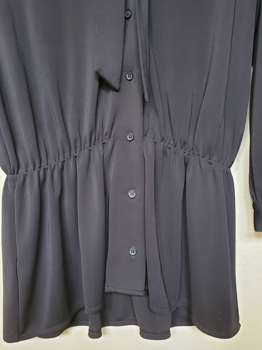 Ann Taylor Black Bow Tie Neck Cinched Waist Top Closet Staple Blouse. Size S - Picture 3 of 7